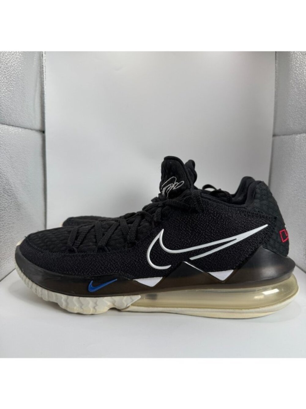 Nike Lebron 17 Low Shoes Mens Size 11.5 CD5007-002 Basketball Black White - Picture 5 of 12